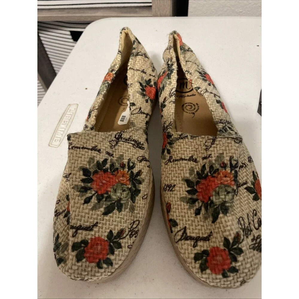 Michelle Mexico  MultiColor Fabric Espadrille Flats Women’s Size 9 New Floral